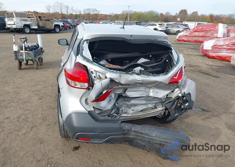 2019 Nissan Kicks Sv z USA, uszkodzony, nr VIN 3N1CP5CU5KL553661